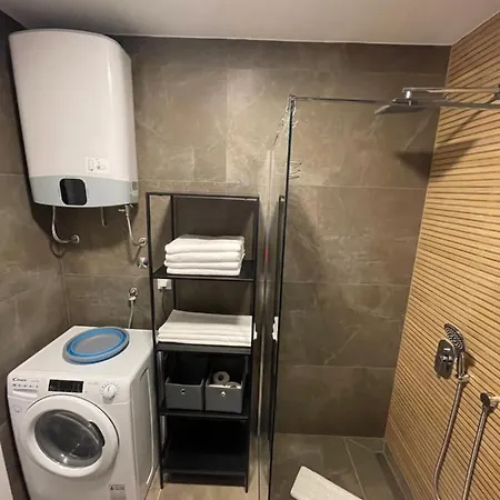 33 Apartment